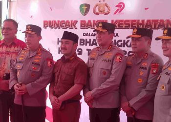 Bakti Sosial dan Kesehatan, Bupati Ade dan Kapolri Ikut Ramaikan