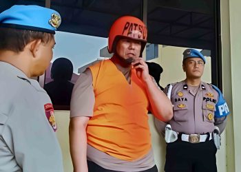 Palak Wanita Rp100 Ribu, Aiptu Rudi Minta Maaf: untuk Beli Minum