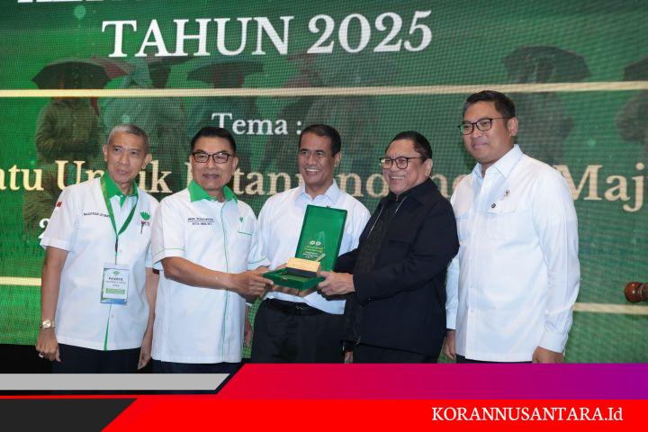 Akhiri Dualisme, Moeldoko Serahkan Kepemimpinan HKTI Ke Wamentan Sudaryono: Demi Kesejahteraan Petani!