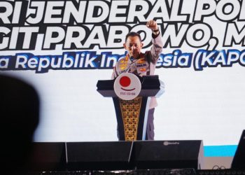 Sabet Penghargaan dari Buruh se Dunia, Kapolri Jenderal Sigit: Buruh adalah Motor Penggerak Ekonomi Bangsa