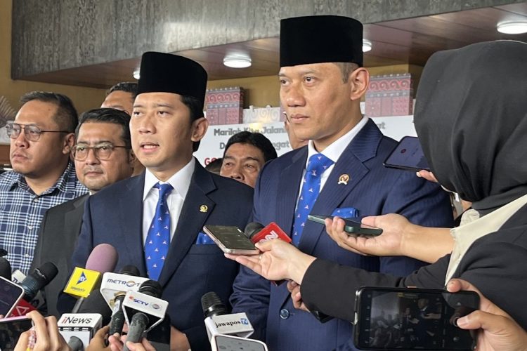 Ibas Berang, Demokrat Dituding Dalang Isu Ijazah Palsu Jokowi: Fitnah Keji, Opini Sesat!