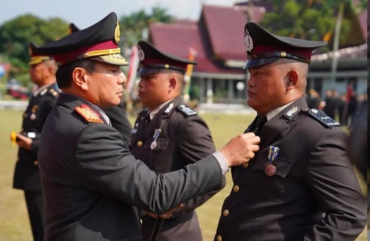 Upacara Hari Bhayangkara Ke-79 Polda Riau, Kapolda : Kami ingin Hadirkan Wajah Polri yang Lebih Hadir Secara Nyata Ditengah Masyarakat