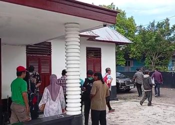 KPK Gledah Rumah Pemilik PT DNG dan Kantornya di Padangsidimpuan