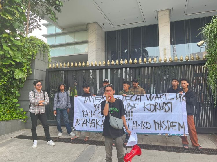 Fauzi Amro Dua Kali Mangkir, Mahasiswa Desak KPK Bertindak Tegas