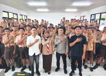 Polsek Matuari Sosialisasikan Bahaya Radikalisme, Judi Online, dan Seks Bebas di SMK Negeri 6 Bitung