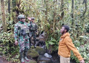 Pos Tarup Tinjau Lokasi Sumber Air di Distrik Tarup untuk Program TNI Manunggal Air