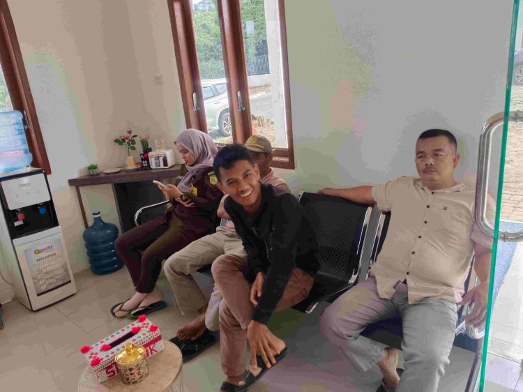 Siap Bantu Usut Dugaan Penyimpangan Dana Desa, Empat Perangkat Desa Sipange Godang Datangi Kejari Tapsel