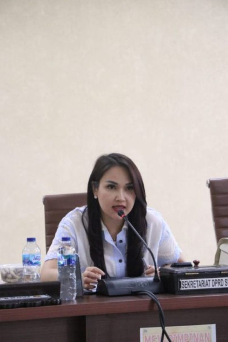 Warga Keluhkan Harga Beras Naik, Anggota DPRD Angelia Wenas : Bantu Petani Dan Perbaiki Irigasi