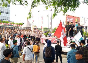 Dituding Kriminalisasi Aktivis, Polres Metro Bekasi Didesak Bebaskan Budi Somasi dan Firman