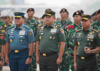 Kasad Dampingi Panglima TNI Sambut Kepulangan Kontingen Indonesia Patriot II dari Prancis
