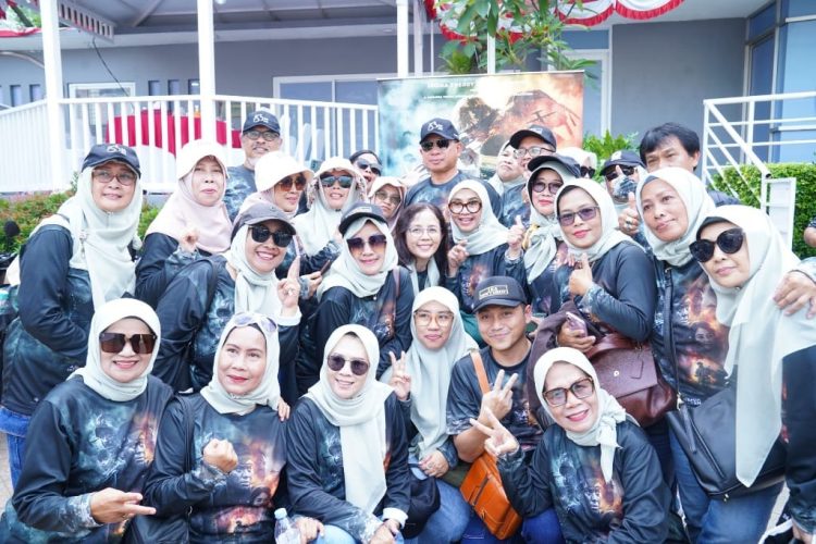 Panglima TNI dan Ratusan Sahabat Lama Berbagi di CFD Jakarta dan Nobar Film “Believe”
