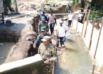 Satgas TMMD Kodim 1506/Namlea Bangun Drainase Raksasa di Desa Waenono untuk Atasi Banjir Musiman