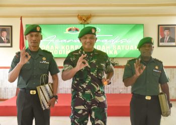 Dandim Mimika Lepas Dua Perwira Terbaik Mengabdi di Satuan Baru