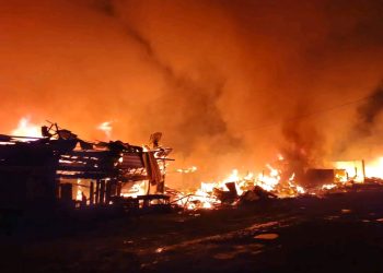 Terjadi Lagi, Kebakaran Kembali Melanda Pasar Lolak Bolmong, Damkar Masih Berupaya Padamkan Api