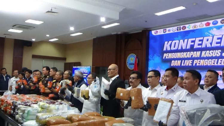 BNN Gagalkan Peredaran 561 Kg Narkoba, 136 Tersangka Dibekuk di 14 Provinsi