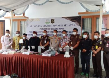 Kejari Tapanuli Selatan Gelar Pemusnahan Barang Bukti Tindak Pidana Narkotika dan Tindak Pidana Umum Berjalan Lancar