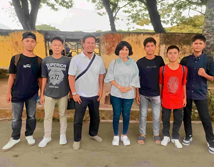 Marini Yuliana HB, ST, Legislator Partai Golkar Beri Dukungan Penuh Kepada Tim U-15 SSB Harapan Putra Padangsidimpuan