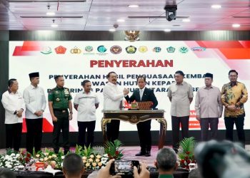 TNI Tegas Hadapi Perambah Hutan Ilegal