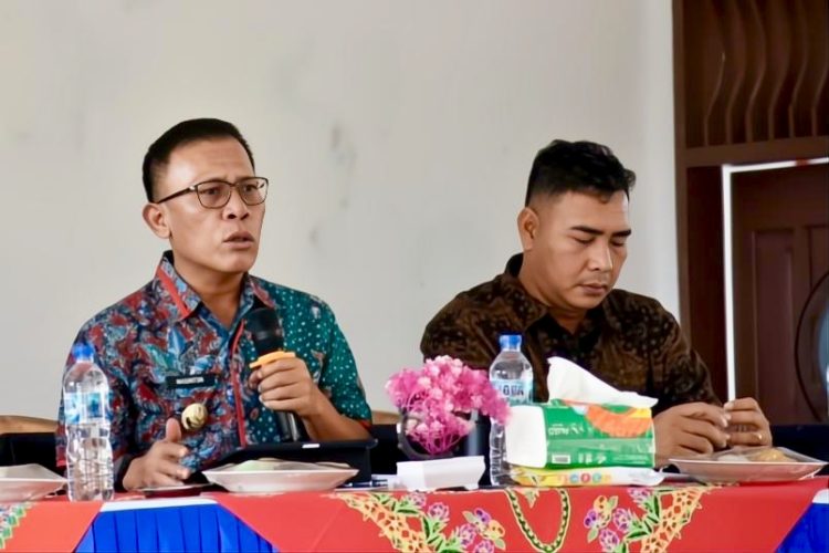 Bupati Tapteng Tampung Keluhan Masyarakat Sekitar Perkebunan Sawit PT SGSR Dan Akan Lakukan Langkah Kongkrit