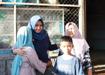 Kebakaran di Mompang Julu, Wabup Atika Azmi Sampaikan Bantuan dan Pesan Kepedulian