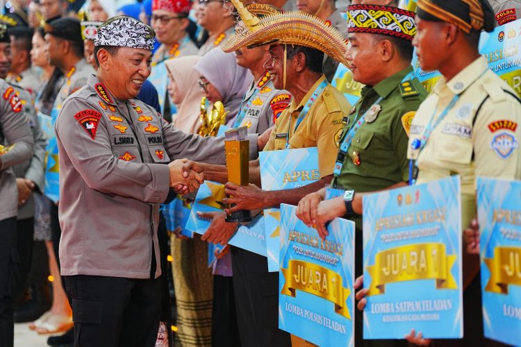 Awarding Day Polri, Kapolri: Wujud Apresiasi Terhadap Kreasi Masyarakat
