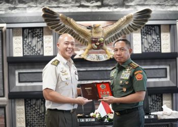 Perkuat Kerja Sama Pertahanan, Panglima TNI Agus Terima Kunjungan Kasad Singapura