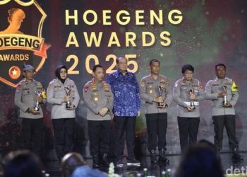 Kapolri Ucapkan Terima Kasih ke Jenderal Hoegeng dan Keluarga: Terus Menjadi Inspirasi Polisi Teladan