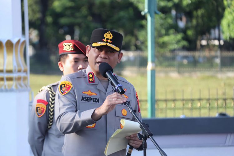 Pengamat Puji Kapolda Metro Jaya Turun Langsung Pantau Pengamanan Aksi Unjuk Rasa Elemen Masyarakat di DPR RI