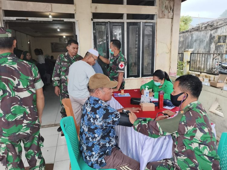 Satgas TMMD 125 Kodim 1506/Namlea Gelar Pengobatan Gratis dan Cegah Stunting di Buru Selatan