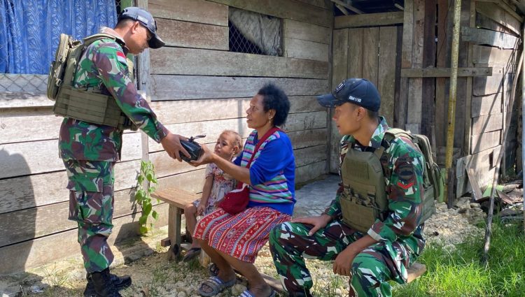 Pos Kalibom Berikan Pelayanan Kesehatan Gratis untuk Warga