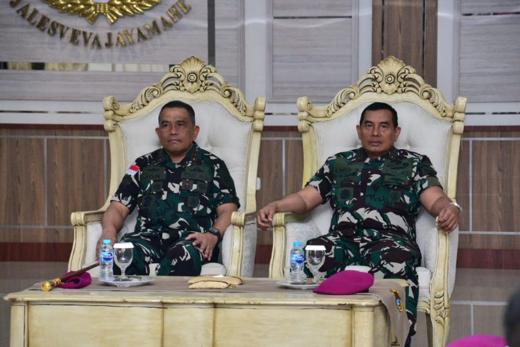 Danpasmar 1 Brigjen TNI (Mar) Ena Sulaksana Resmi Laporkan Kenaikan Pangkat Kepada Pangkormar