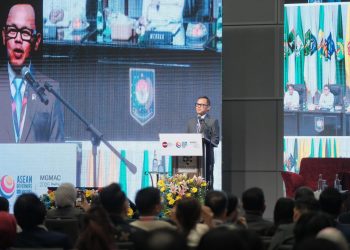 Wamendagri Bima Arya Jelaskan MBG dan Kopdeskel Merah Putih di ASUF 2025