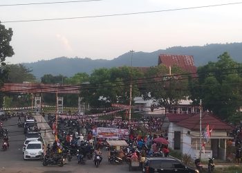 Pemuda Terminal Padangbulan Gelar Semarak HUT RI ke-80, Ribuan Warga Tumpah Ruah