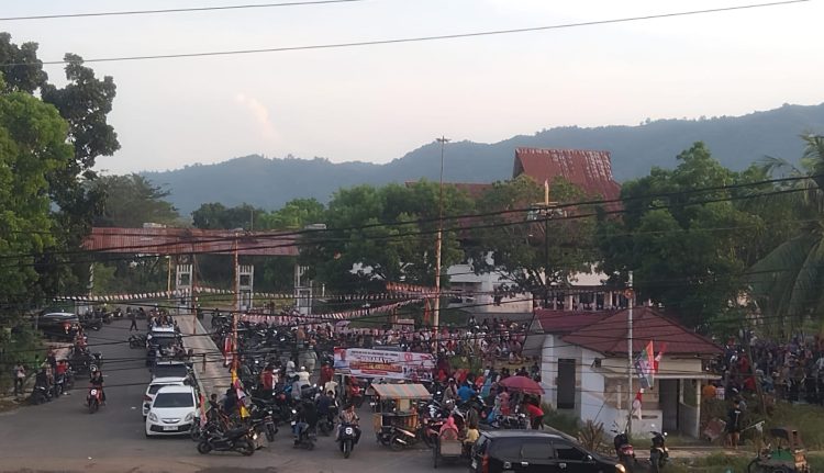 Pemuda Terminal Padangbulan Gelar Semarak HUT RI ke-80, Ribuan Warga Tumpah Ruah