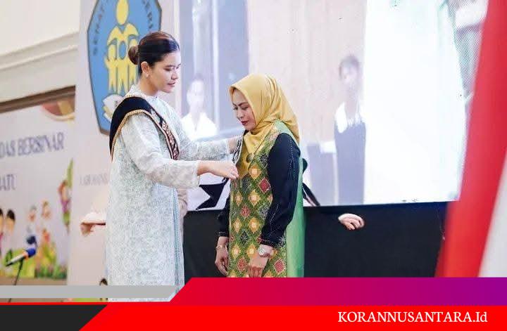 Ny Kahiyang Bobby Nasution Kukuhkan Maya Hasmita Sebagai Bunda Paud Labuhanbatu