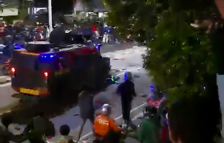 Driver Ojol Tewas Ditabrak Mobil Rantis Polisi saat Demo DPR
