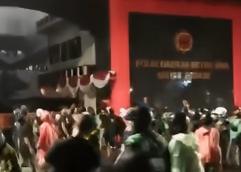 Chaos Pecah di Mako Brimob, Massa Teriakkan “Polisi Pembunuh”