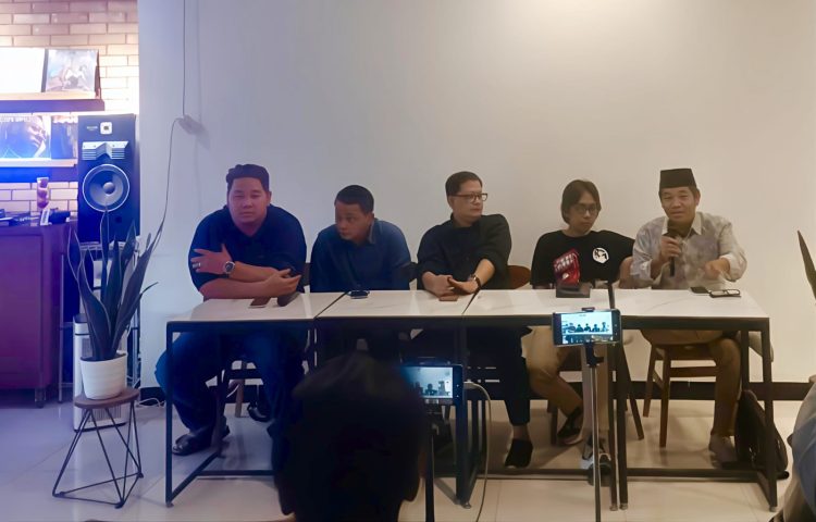 Empat Desakan Aktivis 98 Kepada Presiden dan DPR, Sigit dan Sahroni !