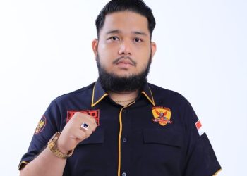 Ade Rinaldy Tanjung : Ajie Karim Harus Dipecat Dari DPRD dan Gerindra Usai Video Dunia Malam Viral