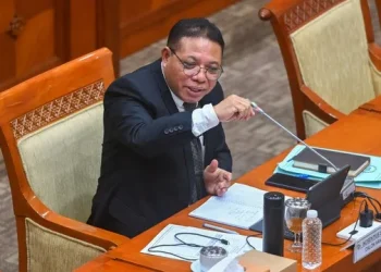 DPR RI Sahkan Samsul Jadi Hakim MK Gantikan Arief Hidayat