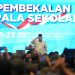 Dihadapan Ribuan Guru Sekolah Rakyat Presiden Beri Hormat