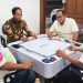 Viral!Foto Raja Juli Main Domino Bareng Tersangka