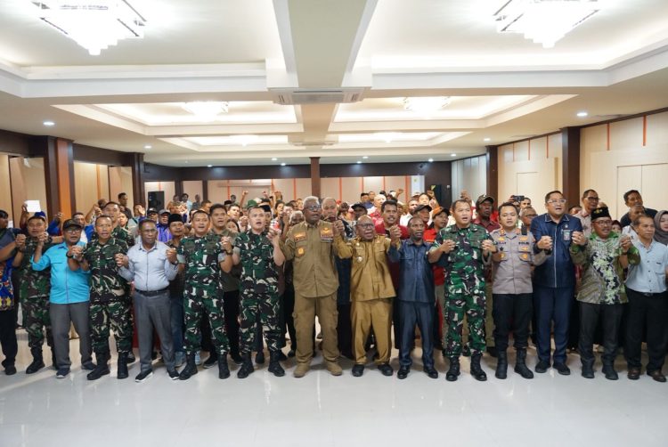 Hadiri Rapat Forkopimda, Dandim 1710/Mimika Tegaskan Komitmen Bersama Wujudkan Mimika Aman dan Damai