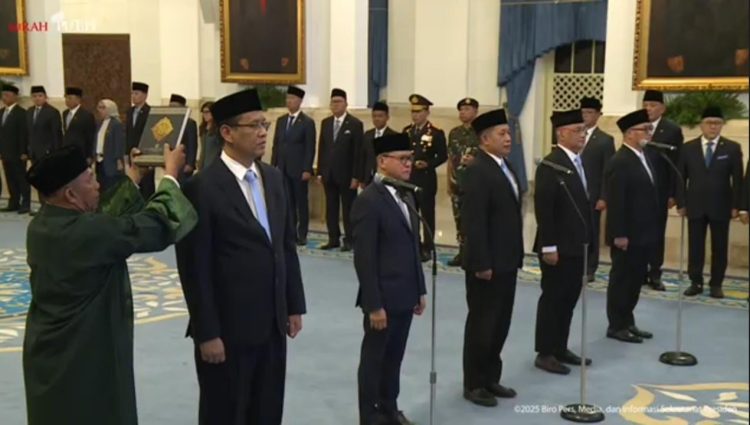 Prabowo Rombak Kabinet, Kementerian Haji dan Umrah Lahir Pertama Kali di Indonesia