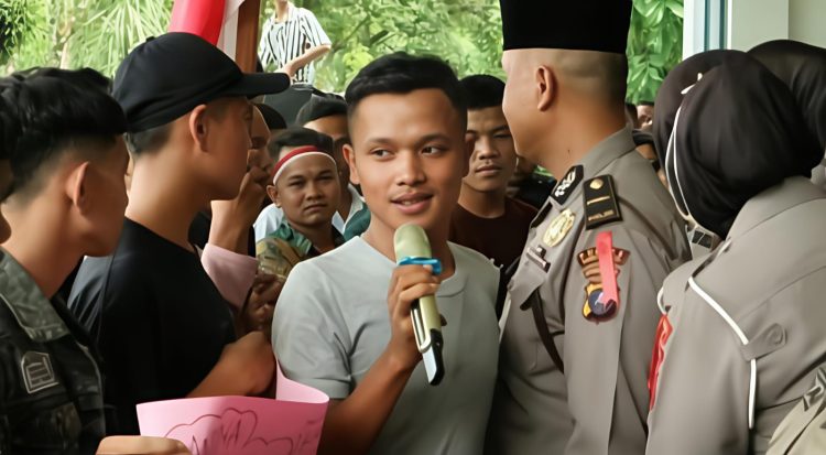 Satpol PP Madina Dinilai Lalai, Pedagang Kembali Kuasai Jalan Lingkar Panyabungan