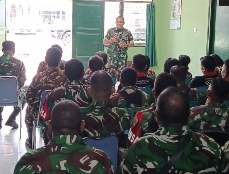 Kodim 1710/Mimika Gelar Patroli Humanis Jelang HUT ke-80 TNI