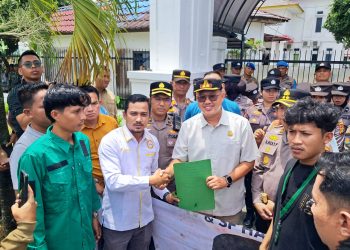 Aliansi Kuansing Bersatu Gelar Aksi Damai Kejari, Desak PT Agrinasas Penuhi Kewajiban