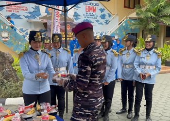 Prajurit Yonmarhanlan III Gelar Program Makan Bergizi Gratis di SMK Hang Tuah 1 Jakarta