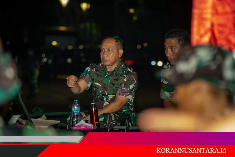 Panglima TNI Makan Malam Bersama Prajurit di Monas, UMKM Kebagian Berkah