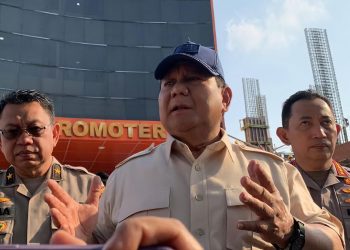 Prabowo: Demi Allah Saya Tak akan Mundur, Saya Berjuang Bersama Rakyat Akan Brantas Koruptor dan Mafia